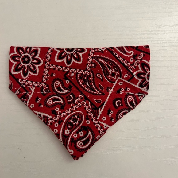 Red Bandana Print Dog Bandana - Picture 1 of 1